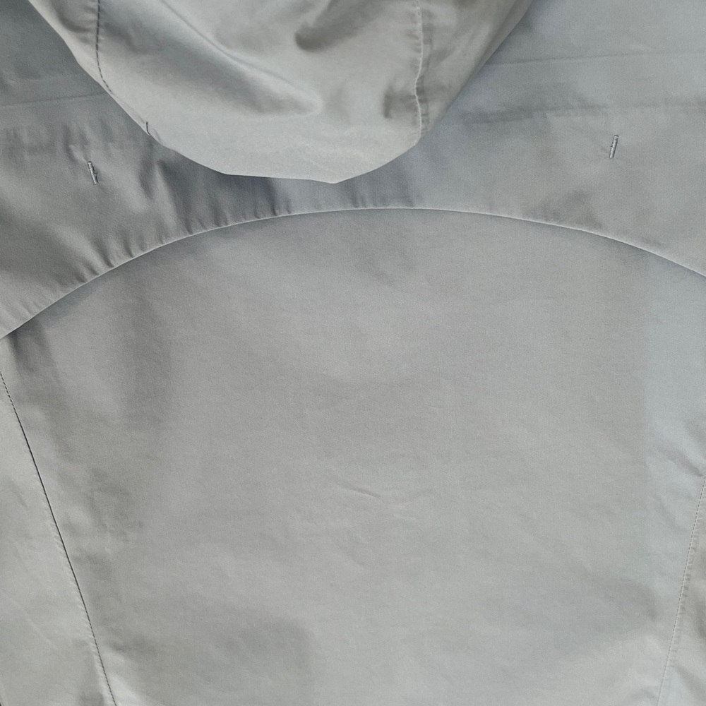 Light Blue (Glacier Lake) Women’s Mizuno Hooded Active wear Jacket - Picture 9 of 12
